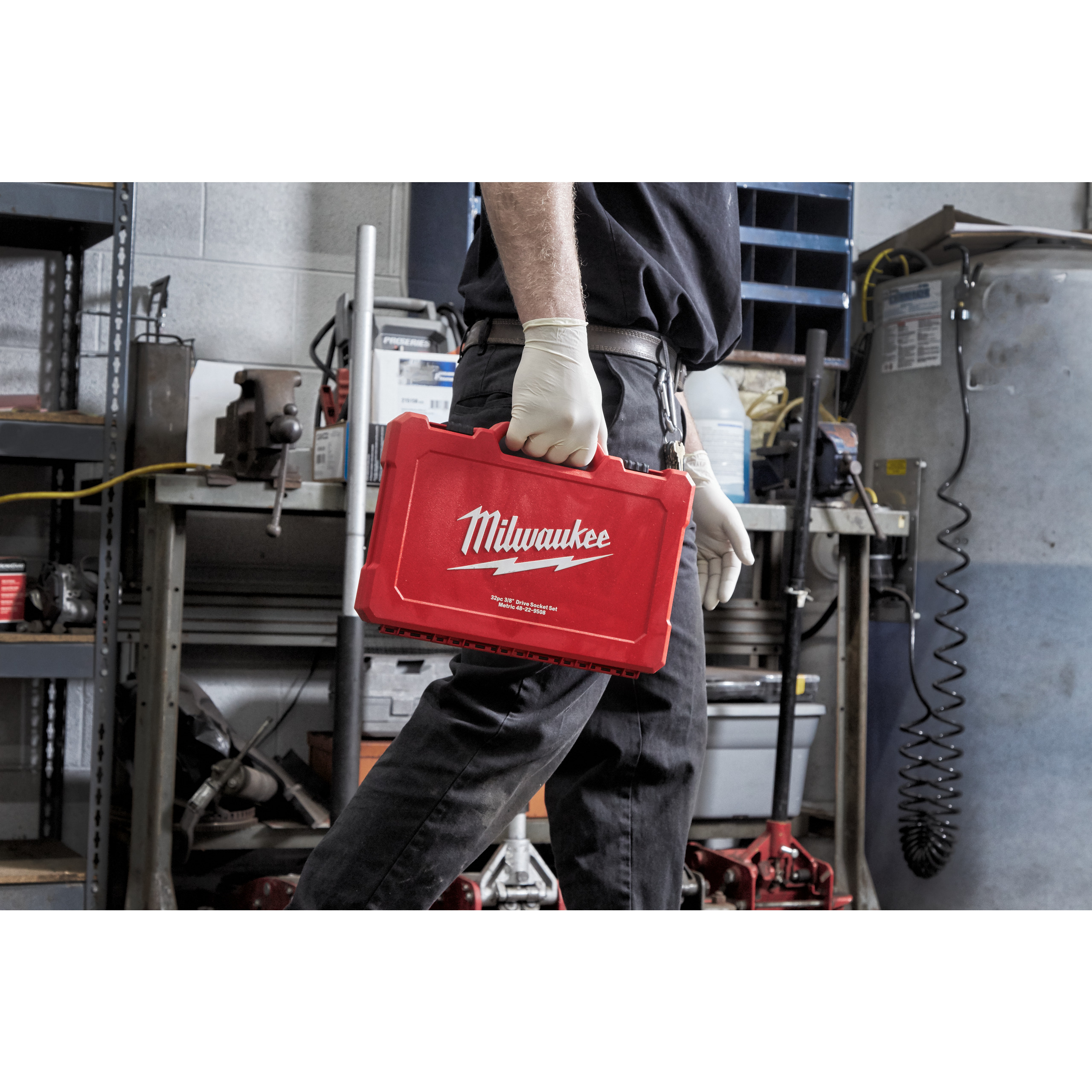 Milwaukee Ratschen- und Steckschlüsseleinsatz-Set 32-teilig Steckschlüsseleinsatz Set 3/8" metrisch