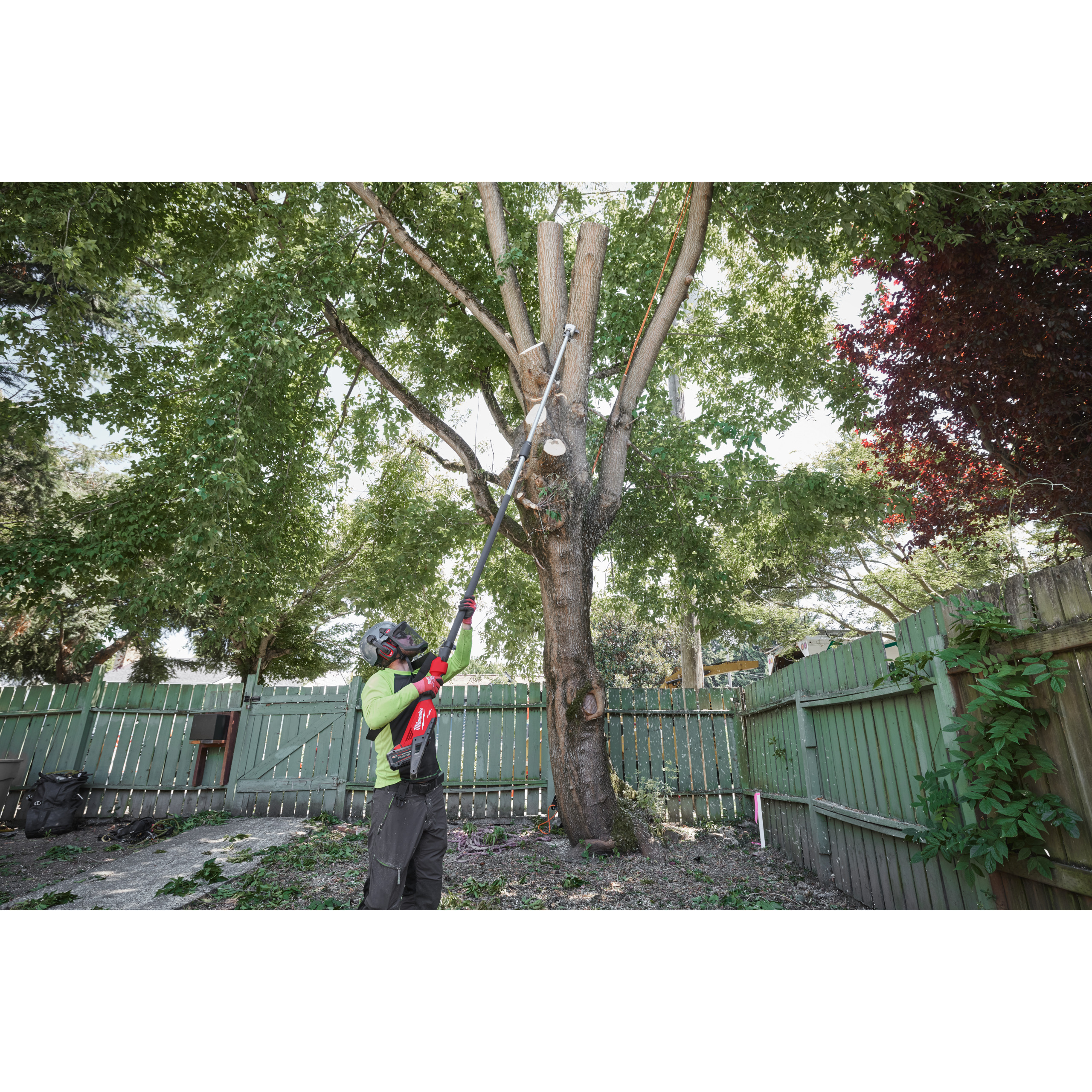 Milwaukee Akku-Teleskop-Astsäge M18 FUEL 30 cm M18FTPS30-121