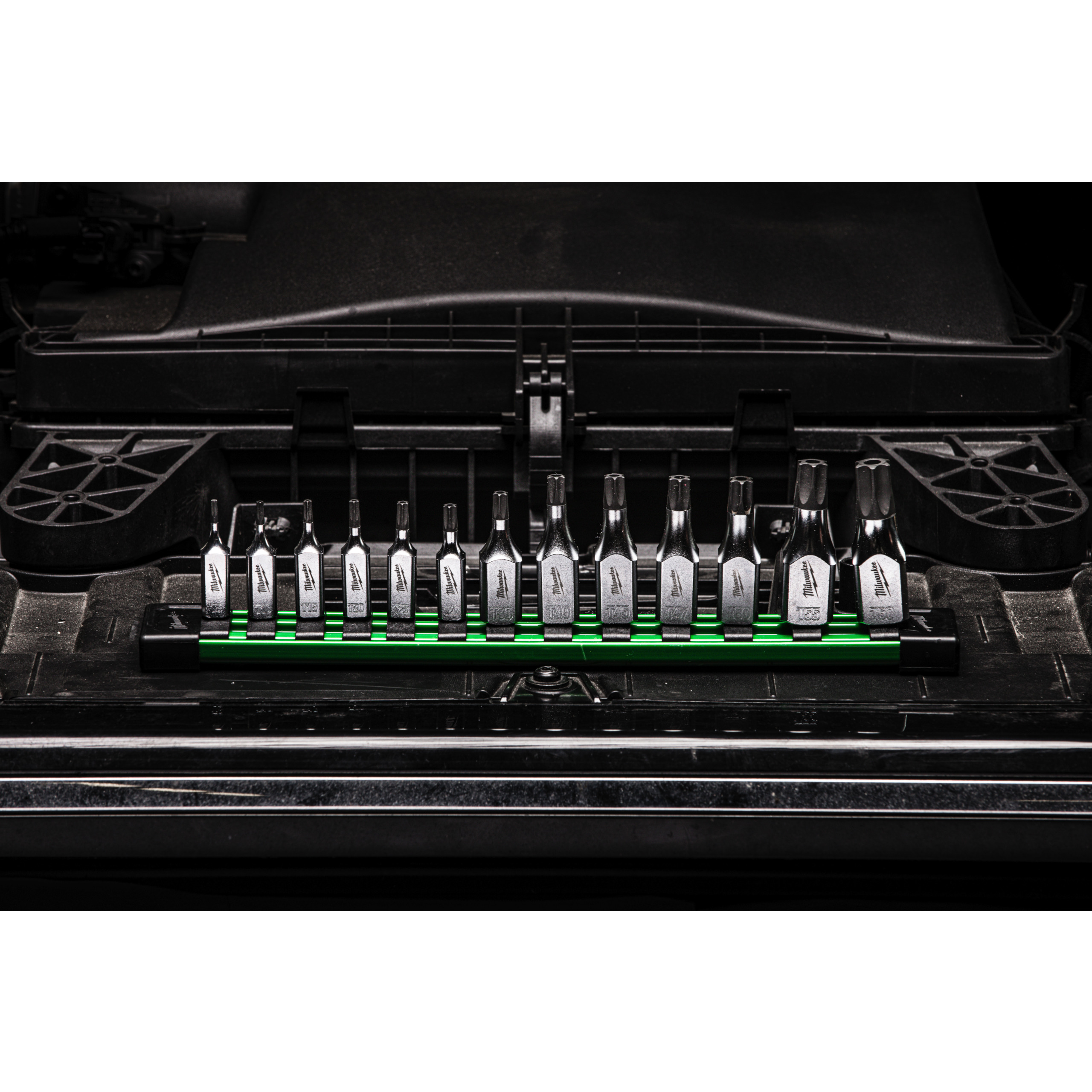 Milwaukee 13-teilig Sicherheits-TX Bit-Steckschlüsseleinsatz 1/4" und 3/8" Set