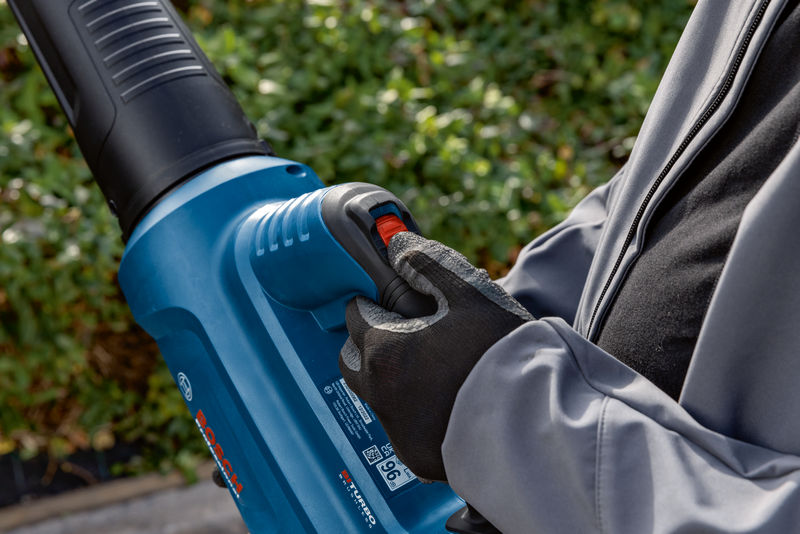 Bosch Akku-Gebläse GBL 18V-750