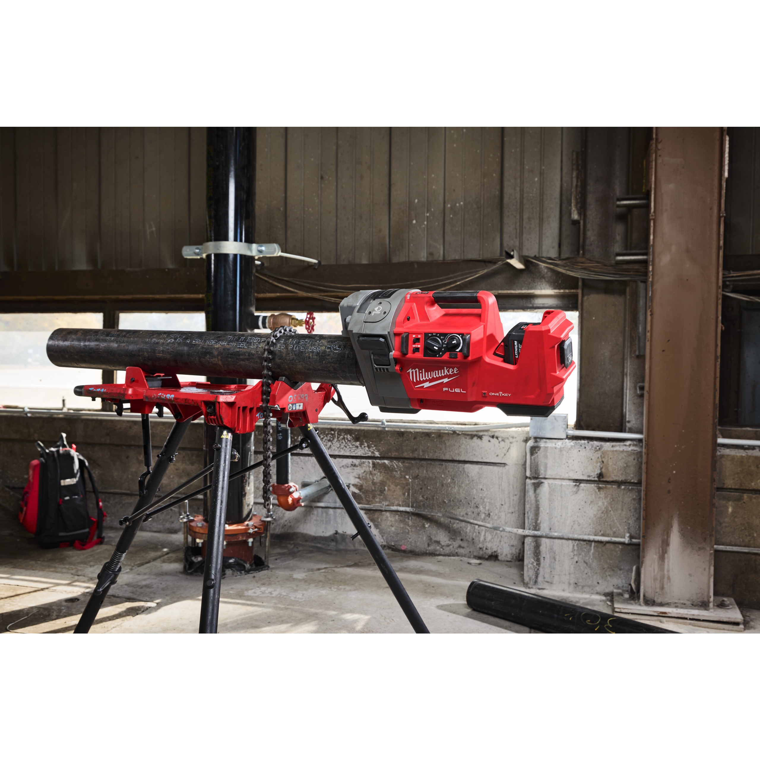 Milwaukee Akku-Rollnutmaschine M18 FUEL mit ONE-KEY M18FRGRO114-0C