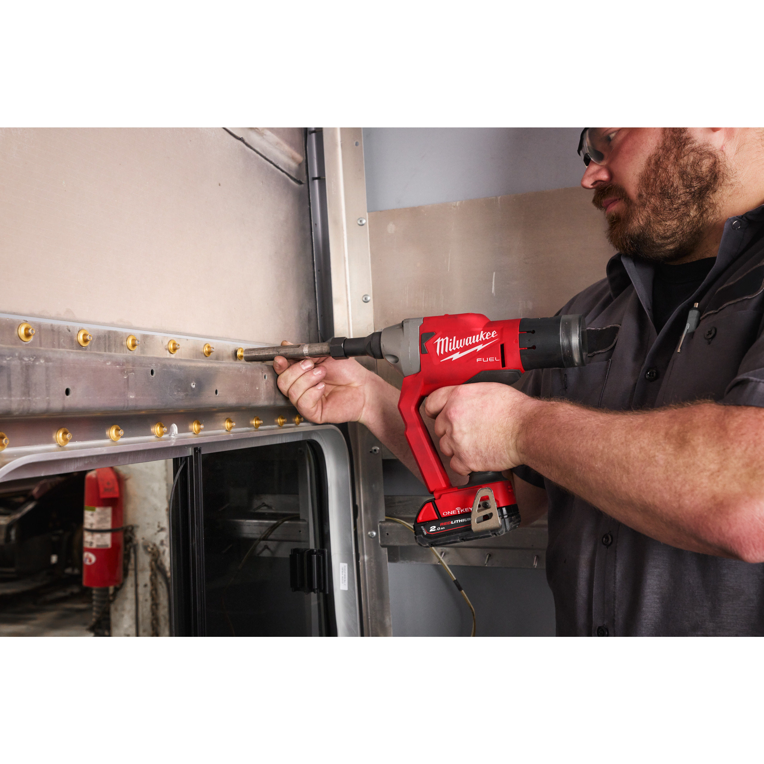 Milwaukee Akku-Schließringbolzen-Setzgerät M18 ONE KEY M18ONEFLT-502X