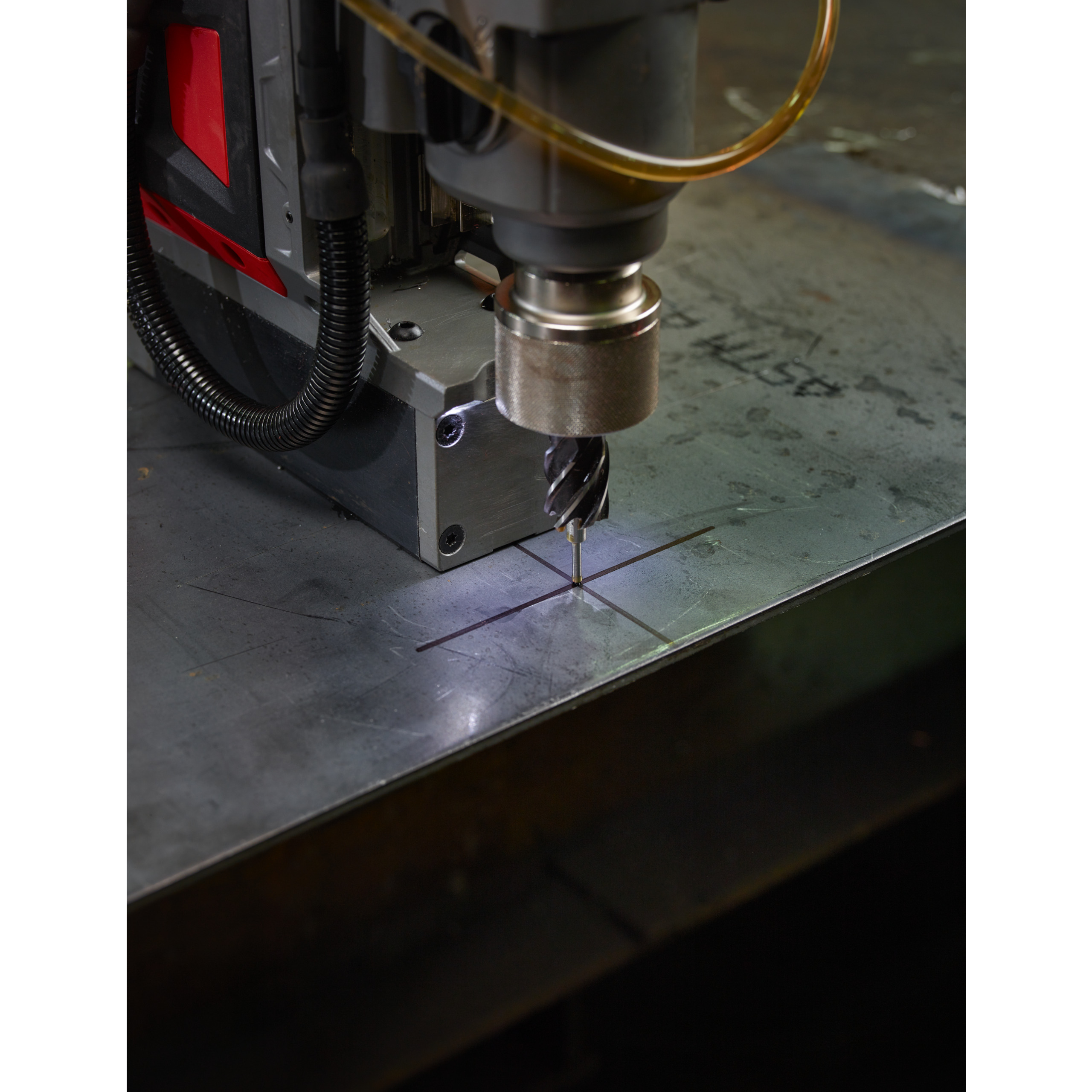 Milwaukee Kernlochbohrer HSS 27 x 50 mm Kernlochbohrer, lang