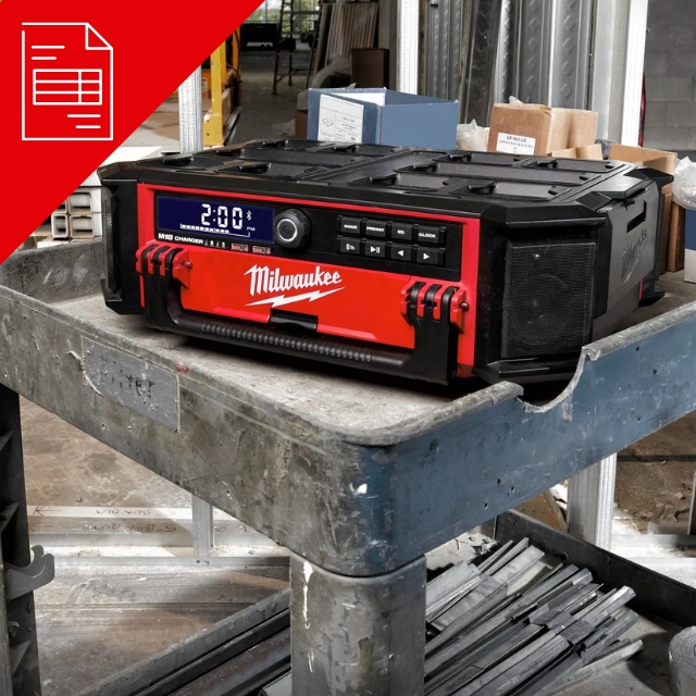 Akkupowerstrecke, Bauwerkzeug, Kombination, Milwaukee, Batterieladegerät