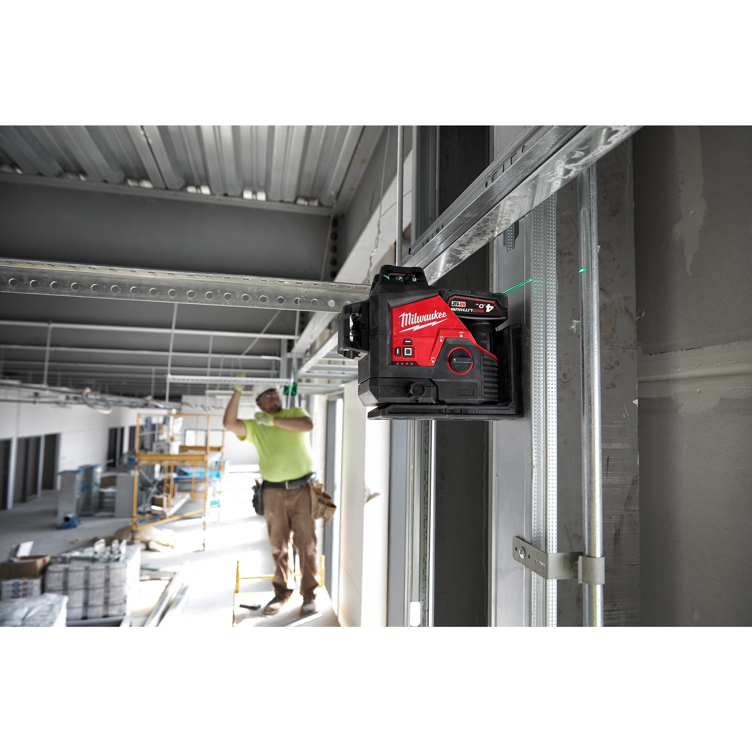 Milwaukee Kreuzlinienlaser M12 Akku-Kreuzlinienlaser 3 x 360° Kit M123PLSKIT-401P