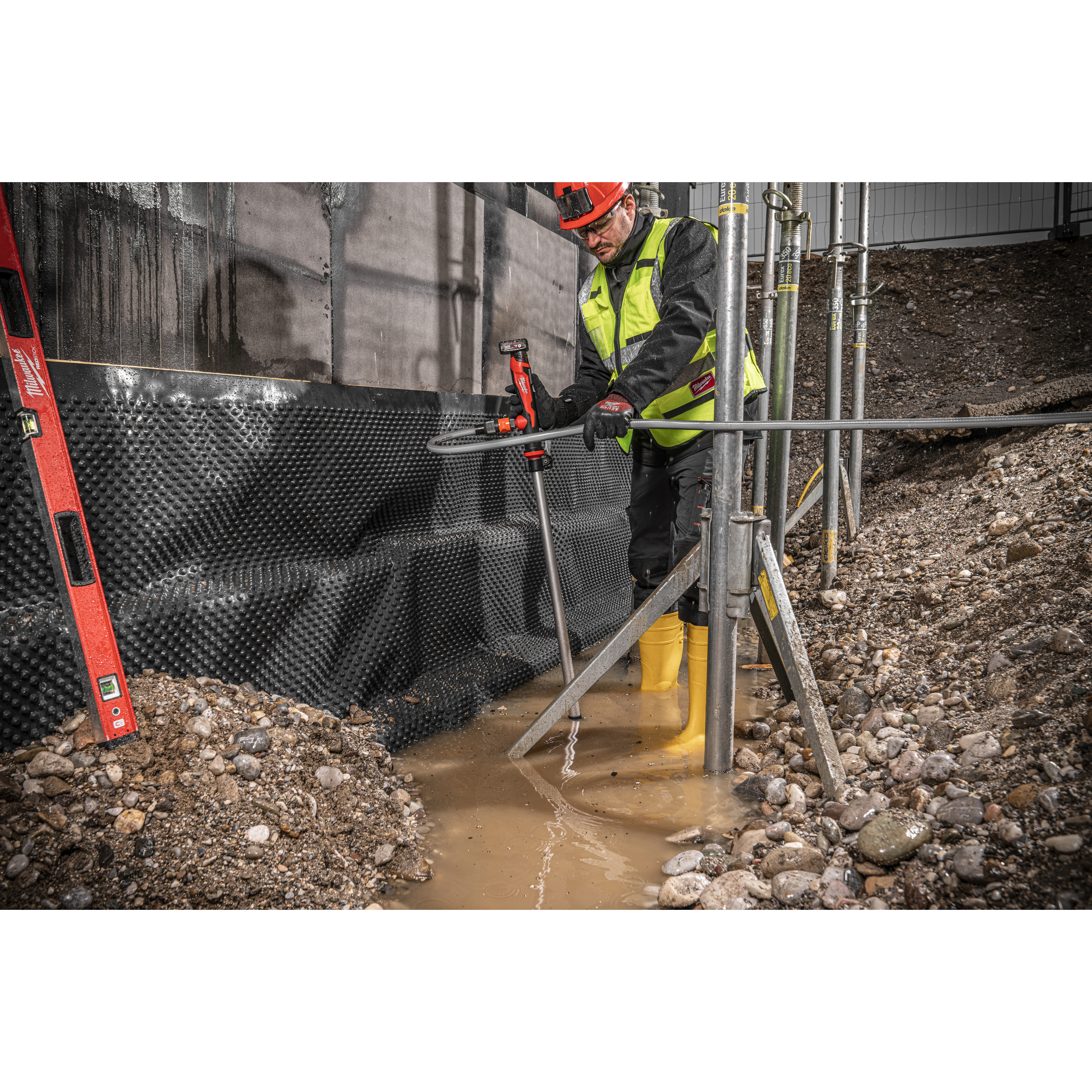 Milwaukee Akku-Transferpumpe M18 M12BSWP-0