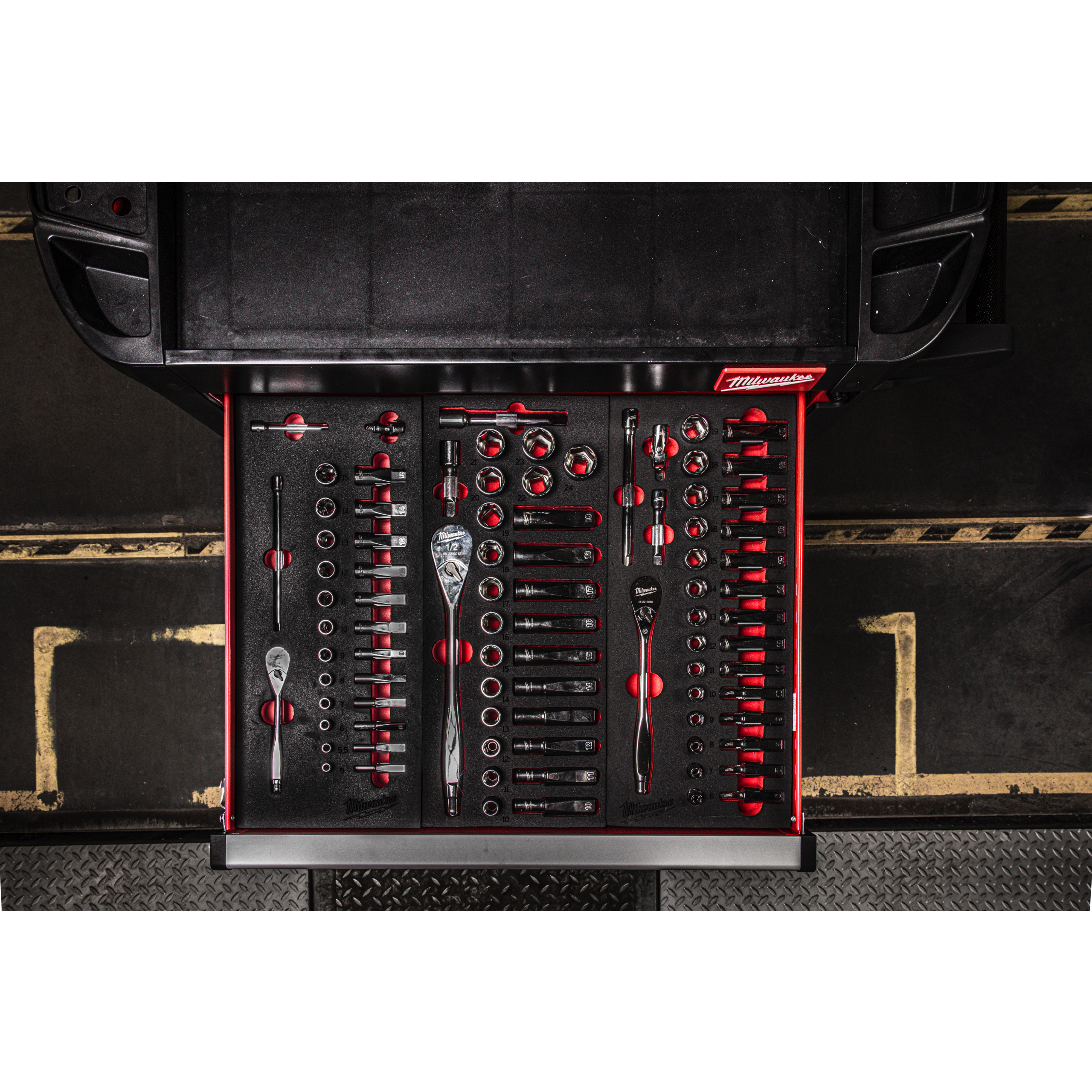Milwaukee Einlage 28-teilige für Werkstattwagen 78 cm 1/4" Ratschen- & Steckschlüsseleinsätze