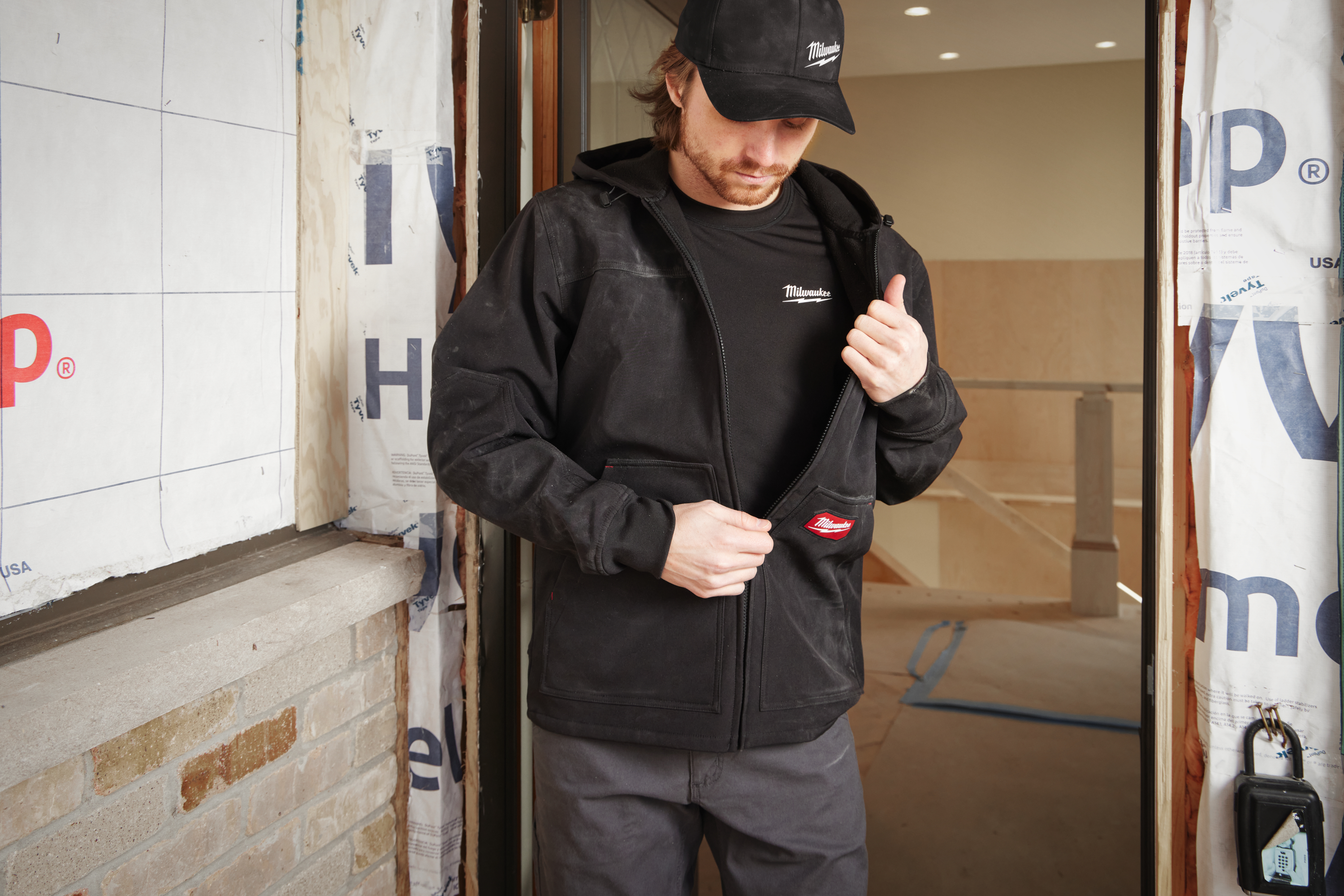 Milwaukee Softshell Kapuzen-Jacke Größe S FREEFLEX schwarz