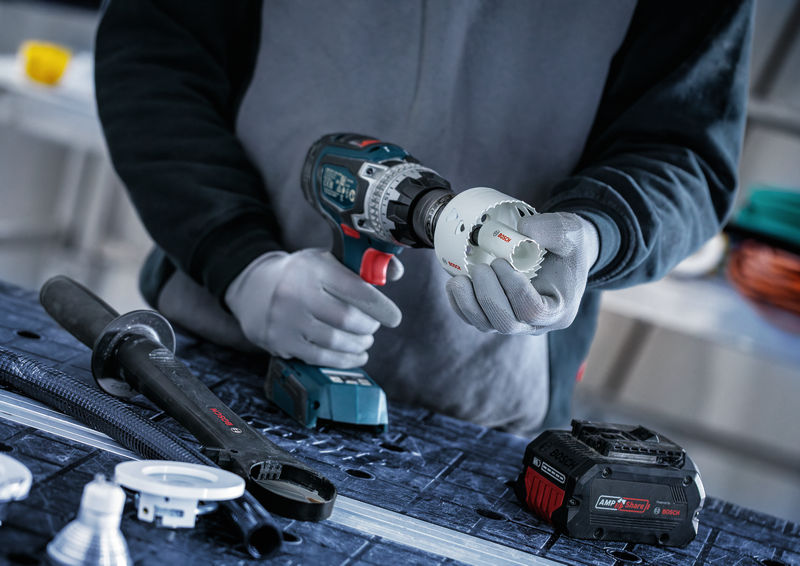 Anwendungsbild,  cordless drill, bohrmaschine, akku, werkzeug, arbeitstisch