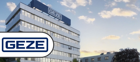 Bürogebäude, Firmengebäude, Glasfassade, GEZE Logo, Mehrstöckiges Gebäude
