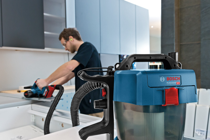 Bosch Akku-Staubsauger GAS 18V-10 L, mit Elektrowerkzeugadapter