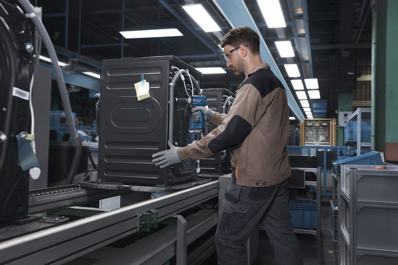 Anwendungsbild, Gehäuse, Industriemaschine, Montage, Arbeitsplatz, Automatisierung