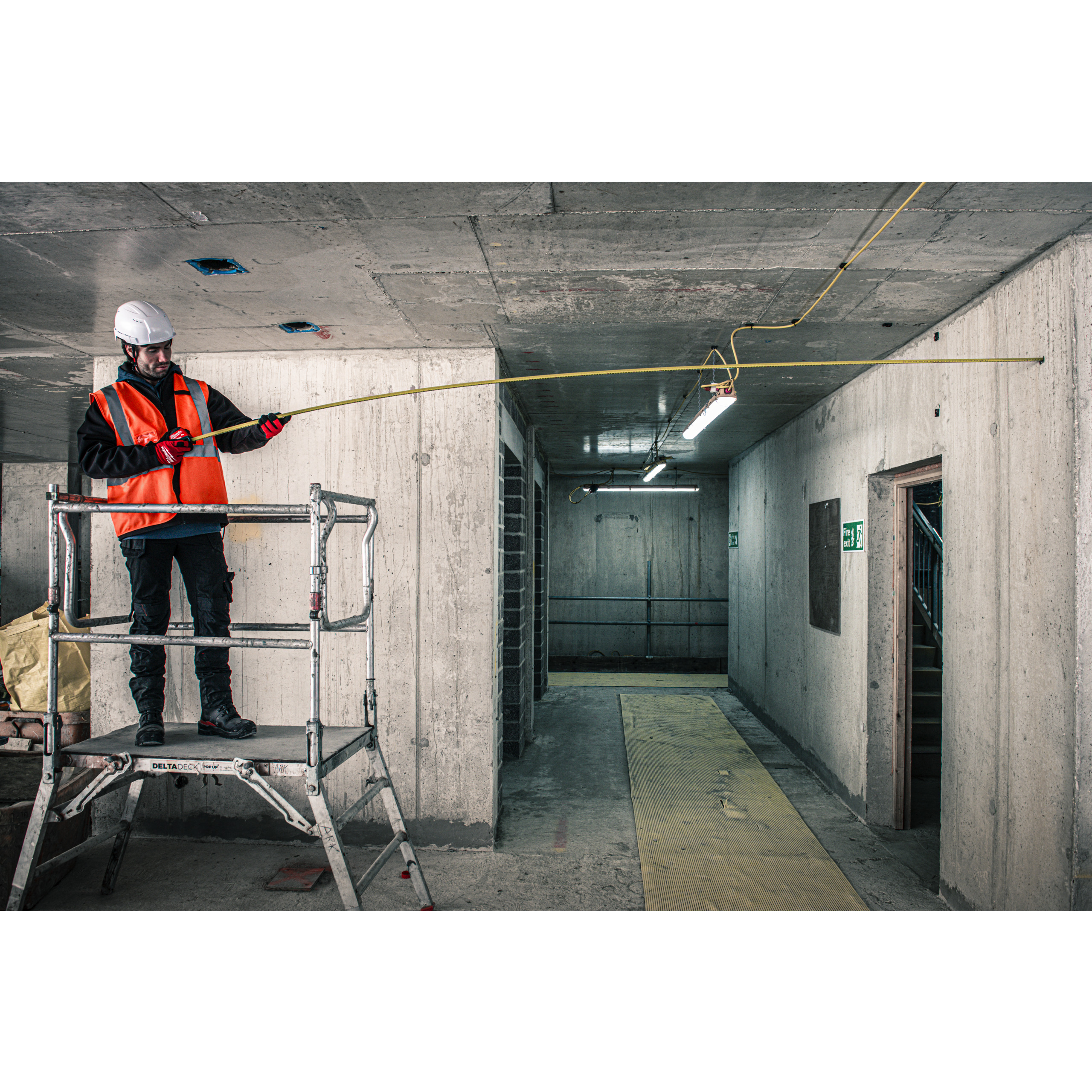 Milwaukee Bandmaß nicht-magnetisch, 35 mm breites Band Premium-Bandmaß breit 8 m