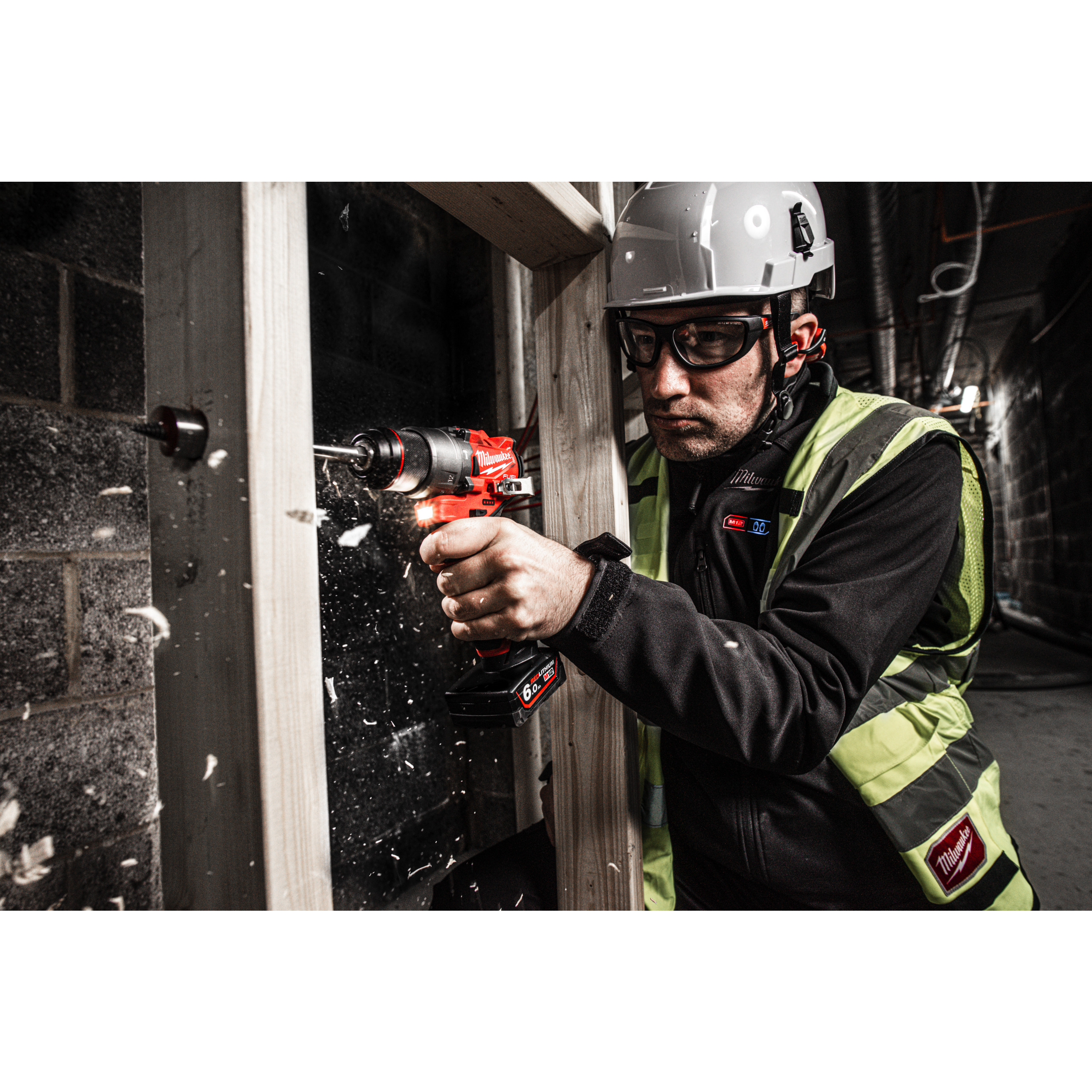 Milwaukee Akku-Schlagbohrschrauber M12 FUEL Akku-Kompakt-Schlagbohrschrauber M12FPD2-402X