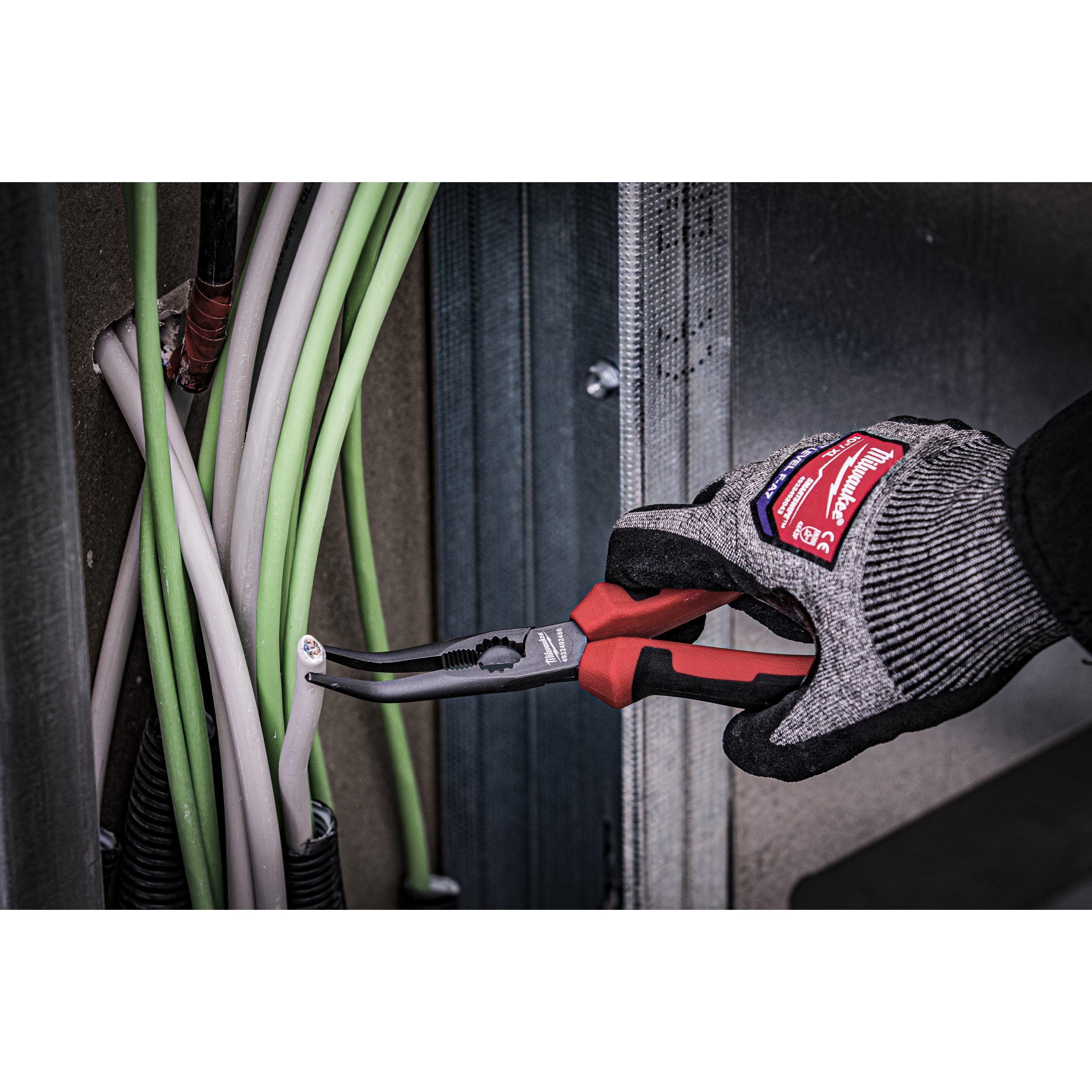 Milwaukee Langbeck-Rundzange 205 mm, 45° gekröpft