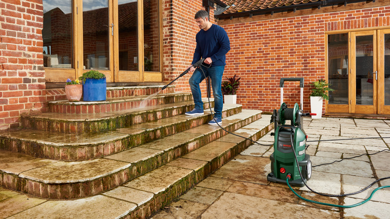 Bosch Akku-Reinigungsgeräte für den Außenbereich Fontus 18V, 1 Akku u. Ladg.