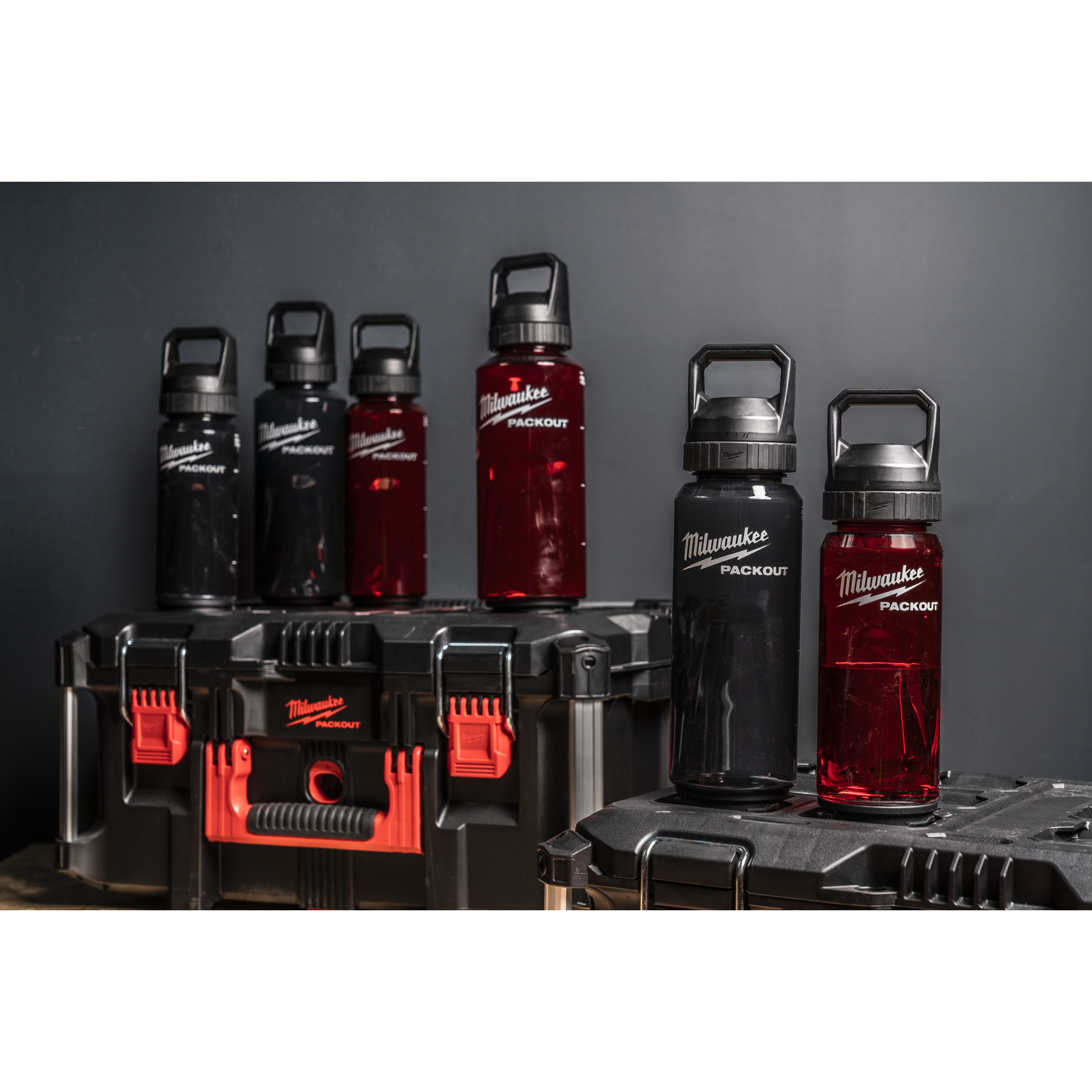 Milwaukee Kunststoff-Trinkflasche 1005 ml, rot PACKOUT